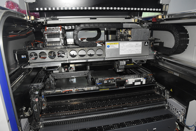 Premium High-Efficiency Modular YAMAHA YSM20-2 PICK and PLACE MACHINE Original Used SMT MACHINE