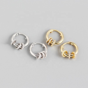<span class=keywords><strong>Orecchini</strong></span> a Cerchio in Argento Sterling 925 con Zirconia Cubica Pendente Circolare <span class=keywords><strong>Orecchini</strong></span> a Cerchio Huggie 9mm <span class=keywords><strong>Orecchini</strong></span> <span class=keywords><strong>Pendenti</strong></span> per Donna <span class=keywords><strong>Uomo</strong></span> - Product Image 6