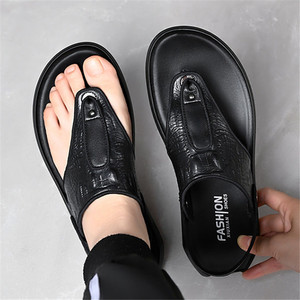 Nouvelles tongs plates en <span class=keywords><strong>cuir</strong></span> véritable pour <span class=keywords><strong>hommes</strong></span>, <span class=keywords><strong>sandales</strong></span> d'été, vente chaude à Dubaï, 38-44, design tendance, tongs, pantoufles, extérieur - Product Image 6