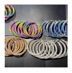 <span class=keywords><strong>Orecchini</strong></span> <span class=keywords><strong>a</strong></span> <span class=keywords><strong>Cerchio</strong></span> Grandi di Moda con Cristalli di Zirconia Cubica e Strass Scintillanti - Product Image 1