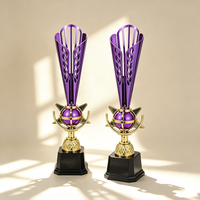 Trofeo Miniatura Morado Premium, Diseño Minimalista, Apto para Diversos Deportes, Artes, Competiciones y Otros Eventos.