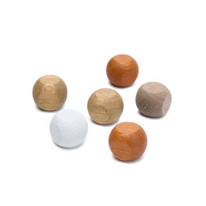 نرد خشبي سداسي الأوجه مخصص من المصنع، نرد ألعاب D6 منقوش، نرد خشبي طبيعي فارغ بزوايا مدورة ومتين - Product Image 3