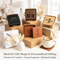 Kit de sous-verres en similicuir gravables au laser, vente en gros, sous-verres en cuir personnalisés vierges, ensemble de sous-verres à boisson gravables au laser avec support, cadeau de mariage