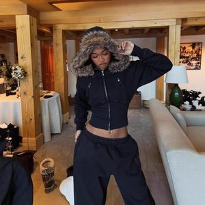 Sweat-shirt pour femme en polaire pelucheux ODM, style européen et américain, rétro, avec fermeture éclair, personnalité, taille cintrée, nouvelle collection hiver 2025 - Product Image 3