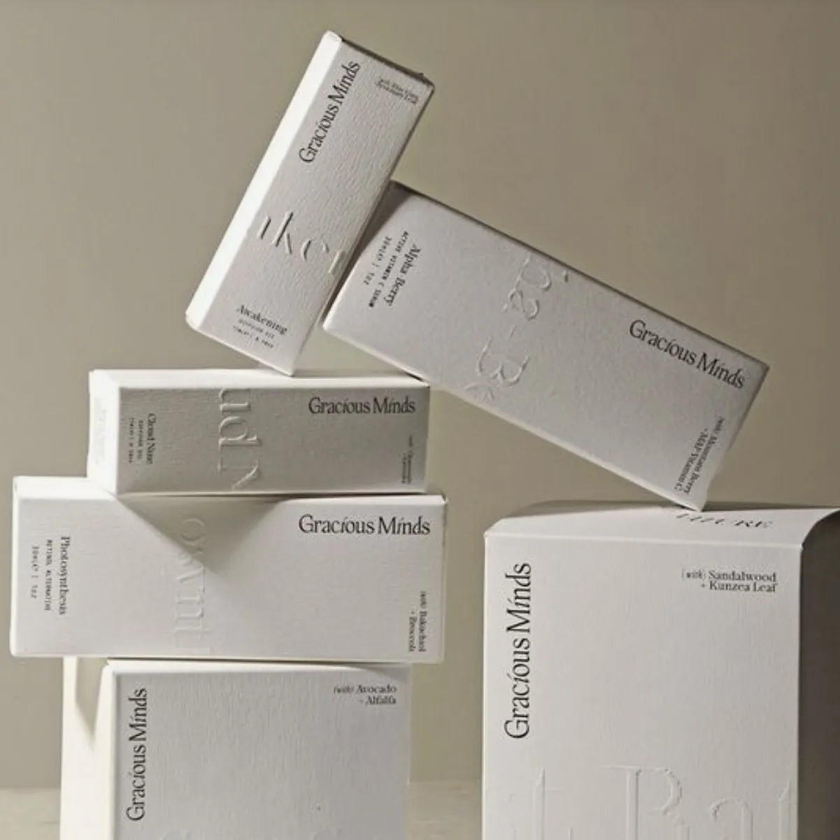カスタムロゴ印刷環境にやさしいリサイクル可能な非ラミネート香水化粧品スキンケアアートテクスチャ紙包装箱