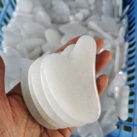 Outil de massage Gua Sha personnalisé en gros, produits de beauté, pierre de jade blanche cristalline, outil facial Gua Sha