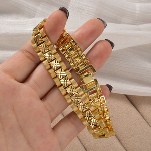fashion bulk 18k matte grain <b>solid</b> unisex romant link square carved wide band minimalist heavy exquisite elegant <b>bangle</b> bracelet - Product Image 2