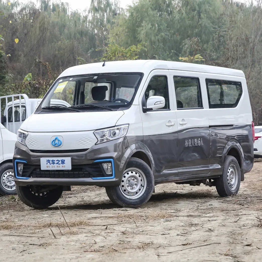 Vente en gros de fourgonnette électrique Changan nouvelle fourgonnette électrique 2024 mini van voiture