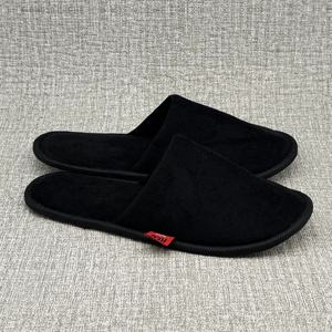 OEM çevre dostu siyah mercan polar kapalı ayak otel terliği EPE kaymaz taban tek kullanımlık yumuşak baskılı özel Logo seyahat odası - Product Image 6