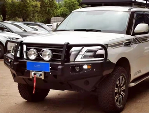 Soporte de cabrestante de parachoques delantero de acero resistente Black Bull 4*4 para Nissan Patrol Y62 19 + Black Bull <span class=keywords><strong>Bar</strong></span> nueva luz antiniebla todoterreno - Product Image 6
