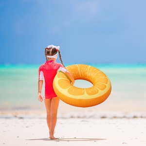 Flotador Inflable con Diseño de Netflix para Piscina, Juguete Acuático Divertido para Mujeres, Chaleco Salvavidas (Flamingo) - Product Image 1
