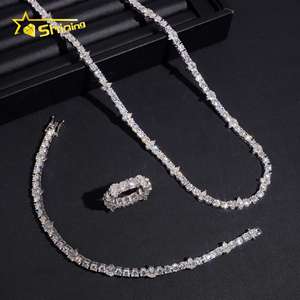 <span class=keywords><strong>Set</strong></span> di Gioielli Trendy per Donna in <span class=keywords><strong>Argento</strong></span> Sterling 925 con Moissanite VVS, Anello, Bracciale e Collana Certificati GRA - Product Image 2