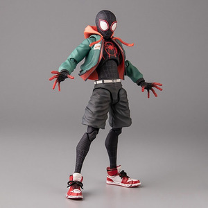 Juguetes de resina de PVC acción de alta calidad y juguete Robot cierre Control de voz Anime figuras casco de acero <span class=keywords><strong>venganza</strong></span> alianza MilesMorales - Product Image 5
