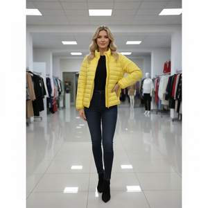 Sierra-Chaqueta acolchada amarilla para mujer, cuello levantado, cremallera, detalles acolchados, chaqueta de invierno para exteriores - Product Image 1