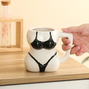 Tazza in Ceramica Nordica da 380ml, Design Minimalista con Arte del Corpo Femminile in Bikini, Colorata Tazza per <span class=keywords><strong>Caffè</strong></span>, Latte e Acqua da Ufficio, Pronta per la Spedizione - Product Image 3