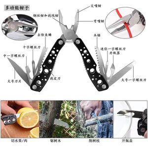 Kit d'outils multifonctions de survie en acier inoxydable pour le camping en plein air, les urgences, les premiers secours, l'aventure et la défense personnelle - Product Image 2