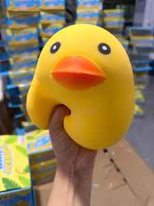 Pato gigante blando CS, juguetes blandos gigantes, lindo pato amarillo y rosa, juguete blando realista, juguetes para niños y adultos - Product Image 1