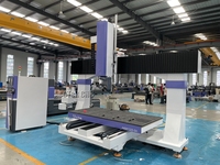 Centre d'usinage CNC à 5 axes mobile sur portique, routeur de fraisage CNC pour le traitement du bois, du bois composite, de la résine époxy et des moules composites