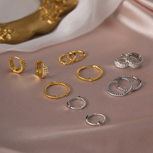 Pendientes de aro circulares de Punk Rock minimalistas de <span class=keywords><strong>Plata</strong></span> de Ley 925 para mujeres y hombres y góticos, Piercing de boda a la moda, joyería con abalorio para la oreja - Product Image 2
