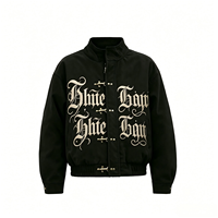 Blouson bomber surdimensionné personnalisé noir avec inscription gothique brodée, boucle en métal, streetwear pour homme