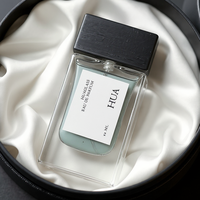 Botella de Perfume de Vidrio Minimalista de Lujo al por Mayor, Personalizada, de 30 ml y 50 ml, con Tapa de Madera, Logotipo Personalizado OEM Disponible