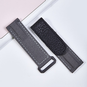 Correa de Reloj de Lona de Nailon Premium de 20 mm con Cierre de Gancho y Bucle para Hombre, Correa de Repuesto Deportiva Transpirable, Duradera y de Estilo Outdoor - Product Image 5