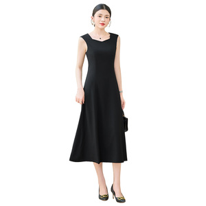 Women's Green Sleeveless Midi Dress Square Neck A-Line Elegant Evening Wear Comfortable Simple Solid Color Design - Product Image 5