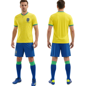 เสื้อฟุตบอลชุดแข่งฟุตบอลโลก 2026 ฤดูกาลใหม่ ราคาประหยัด พิมพ์ลายแบบซับลิเมชั่น ชุดยูนิฟอร์มโพลีเอสเตอร์ เสื้อและกางเกงขาสั้นสำหรับทีม  รับสั่งทำ - Product Image 3