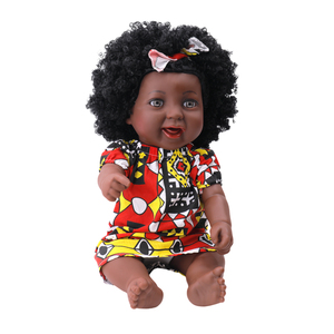 Jouets et grandes poupées en silicone à la mode noire avec vêtements en tissu pour enfants modèle accessoires de jouets pour jouer - Product Image 3
