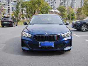 <span class=keywords><strong>BMW</strong></span> Serie 1 <span class=keywords><strong>2021</strong></span> <span class=keywords><strong>120i</strong></span> M Sport Shadow Edition Sedán de 5 Plazas Transmisión Automática Euro VI Volante a la Izquierda Turbo - Product Image 2