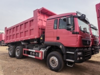 Самосвал SINOTRUK HOWO TX 6x4, мощность 371 л.с., кузов 5,6 м, праворульный, стандарт Евро-2, готов к экспорту