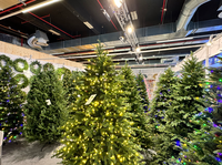 Arbre de Noël artificiel en gros, sapin bicolore vert, support métallique, taille et forme personnalisées, OEM ODM, arbre de Noël vert bicolore