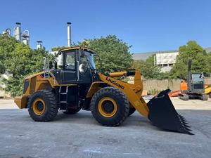 รถตักล้อยางมือสองรุ่น 856H สำหรับงานหนัก ใช้งานง่าย พร้อมขาย - Product Image 5