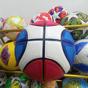 Balón de Baloncesto de Goma Barato al por Mayor de Fábrica, Balón de Baloncesto con Logotipo Personalizado - Product Image 3