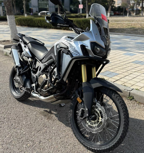 <span class=keywords><strong>La</strong></span> <span class=keywords><strong>Migliore</strong></span> <span class=keywords><strong>Moto</strong></span> da Avventura Non Doppia da 1000cc - Product Image 2