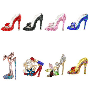 بروش عالي الجودة على الطراز الكوري ، تصميم كعب عالي مع أحجار الراين الكريستالية ، دبوس متعدد الوظائف - Product Image 1