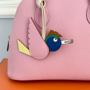 Nouveau sac cabas H Brand en cuir de crocodile, cousu main, avec pendentif petit oiseau volant, couleur platine - Product Image 5