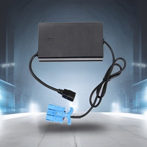 Cargador de Baterías para Montacargas Eléctricos, Proveedor de Cargadores Eléctricos B2B, Certificado CE C (4.2V 18650, Banco de Energía Portátil) - Product Image 1