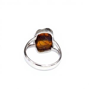 Anillo de Ámbar Crudo Vintage de Lujo, Plata de Ley 925, con Gema en Forma de Llaga Dividida, Joyería Boho de Fabricante - Product Image 6