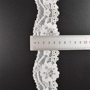 Ruban de dentelle de garniture de motif floral de tricot de chaîne pour décorer la conception florale et la lingerie - Product Image 3