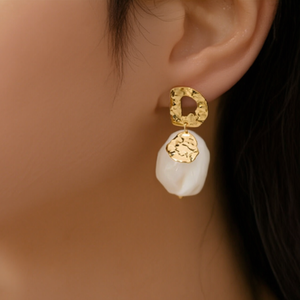 Pendientes de Moda con Baño de Oro PVD, Acero Inoxidable 316L, Diseño Sostenible y Resistente - Product Image 3