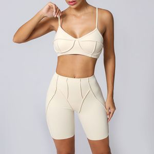 Aoyema vente en gros personnalisé à séchage rapide été course solide motif licou Sexy soutien-gorge short de vélo Stretch 2 pièces ensemble pour vêtements de sport - Product Image 6