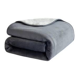 Manta de Franela Acogedora, Lavable, Impermeable y Resistente a las Salpicaduras, de 150x200 cm, para Dormitorio o Sala de Estar - Product Image 1