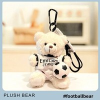 Porte-clés en peluche ours tendance en gros, breloque souple pour sac de football, idéal pour les souvenirs de football et les cadeaux pour les fans, accessoires de collection