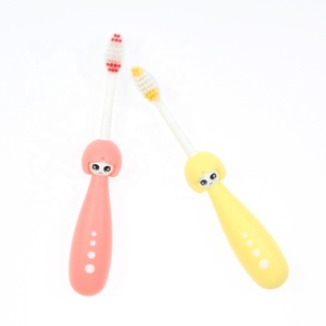 Vente directe d'usine, soins dentaires, brosse à dents manuelle douce pour enfants, utilisation à domicile, brosses à dents mignonnes pour tout-petits - Product Image 3