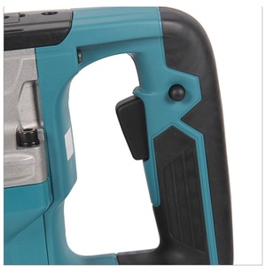 Martillo Demoledor Eléctrico Makita M8600B 900W 220V de Grado Industrial para Demolición de Paredes y Cincelado - Product Image 4