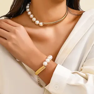 New Arrival Punk Vintage Pearl Choker Collar for Women Personalized Party Dinner Jewelry Necklace Bracelet Set