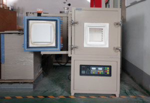 Four atmosphérique de laboratoire 1200 ° C pour la recherche, les tests et les procédés de chauffage au gaz contrôlés - Product Image 6