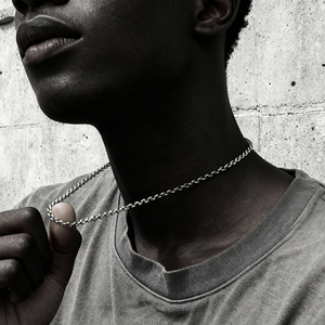 Collier à chaîne fine en acier inoxydable <span class=keywords><strong>316L</strong></span> plaqué or, boucle classique polyvalente unisexe, <span class=keywords><strong>prix</strong></span> d'usine en gros, troisième - Product Image 4