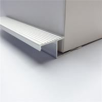 Accessoires de garniture de nez minimaliste en aluminium antidérapant en métal pour bord d'escalier